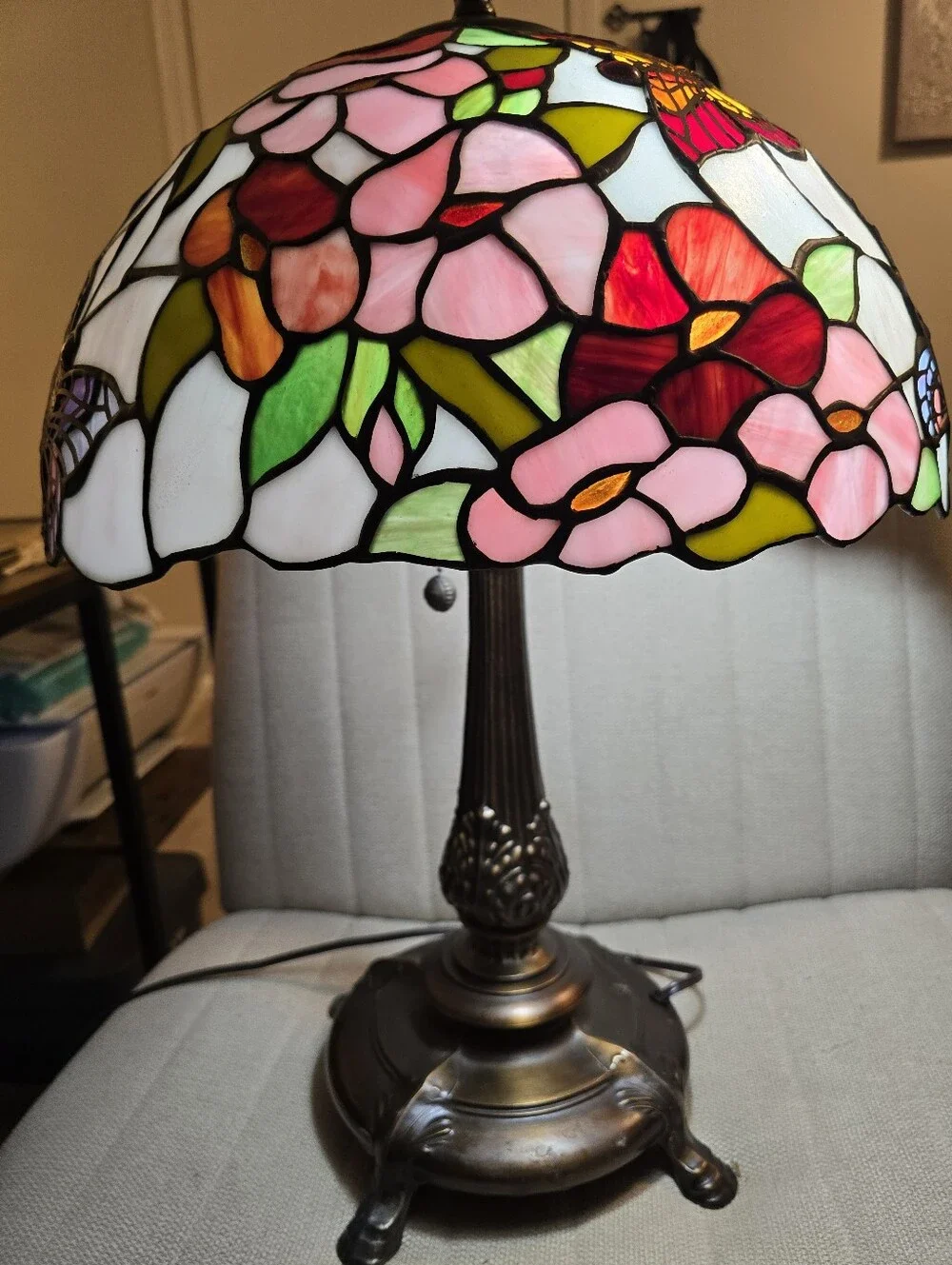 Dale Tiffany Butterfly Stained Glass Bronze Table Lamp